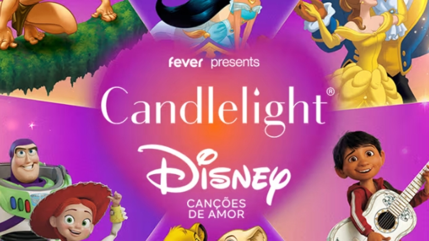 Arte promocional da série de concertos Candlelight dedicada às canções da Disney. O cartaz apresenta personagens clássicos e modernos do universo Disney reunidos ao redor do logotipo do evento, em um fundo com tons vibrantes de rosa e roxo. Entre os personagens estão Tarzan, Aladdin e Jasmine, Bela e a Fera, Buzz Lightyear e Jessie, Simba e Nala, além de Miguel, de Viva – A Vida é uma Festa.