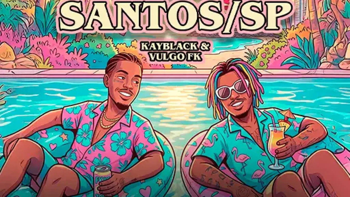 Cartaz de divulgação de um show de KayBlack e Vulgo FK em Santos. A ilustração mostra os dois artistas relaxando em boias sobre uma piscina, usando roupas coloridas de verão e segurando bebidas. Ao fundo aparecem palmeiras, vegetação tropical e um pôr do sol à beira d'água, em uma composição com cores vibrantes inspiradas no clima praiano. O cartaz informa a apresentação em Santos no dia 25 de julho, no Vallum Garden.