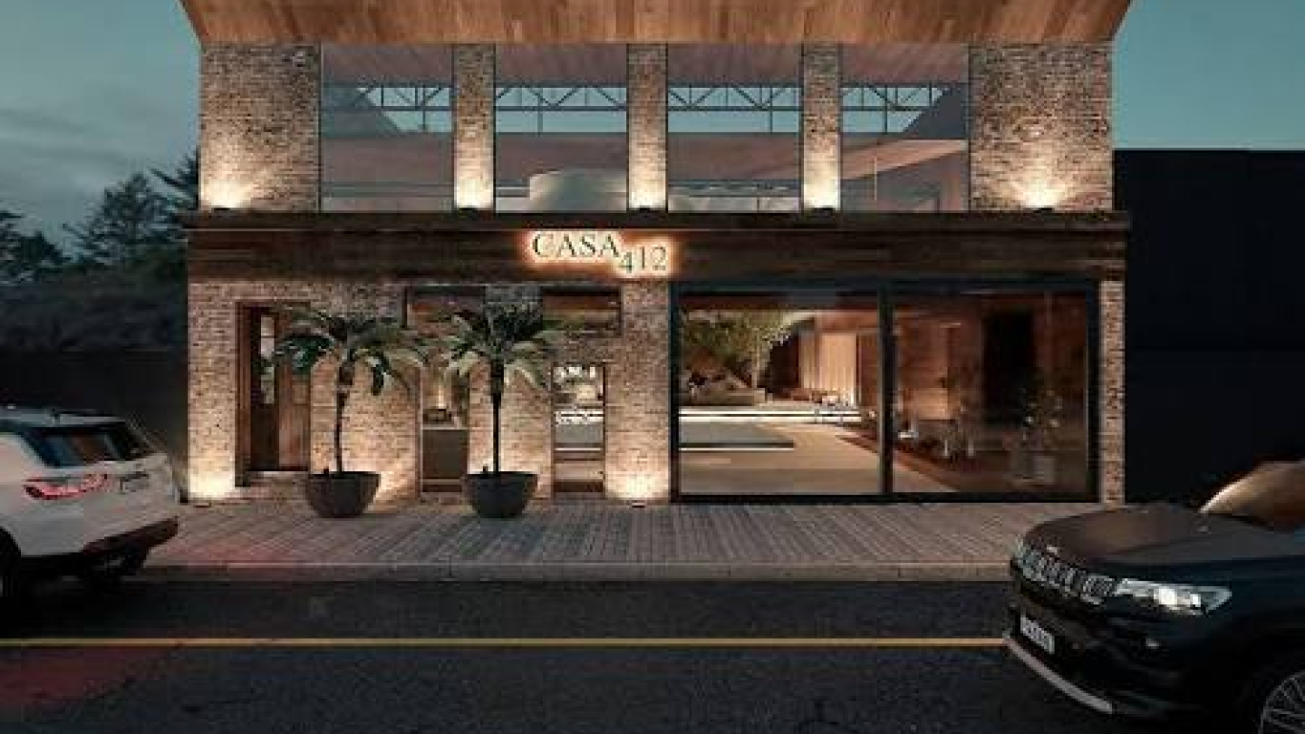 412