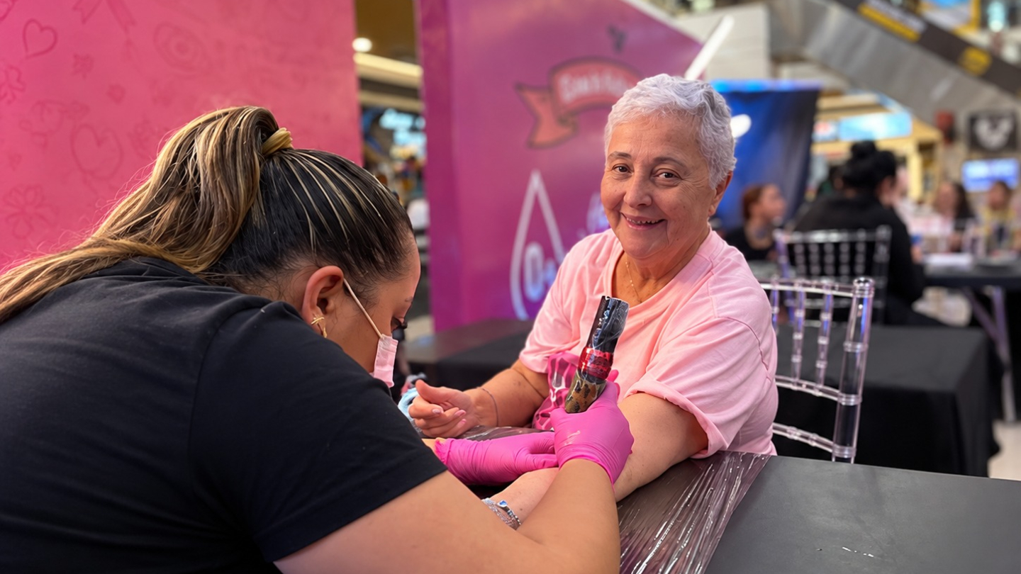 Outubro Rosa Tattoo Arte Solidária