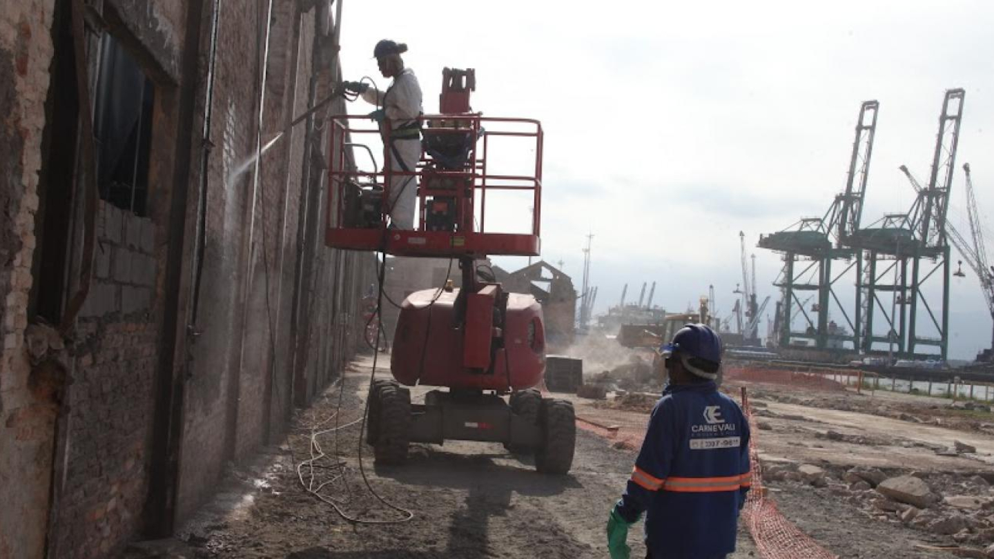 Obras estruturais no Parque Valongo