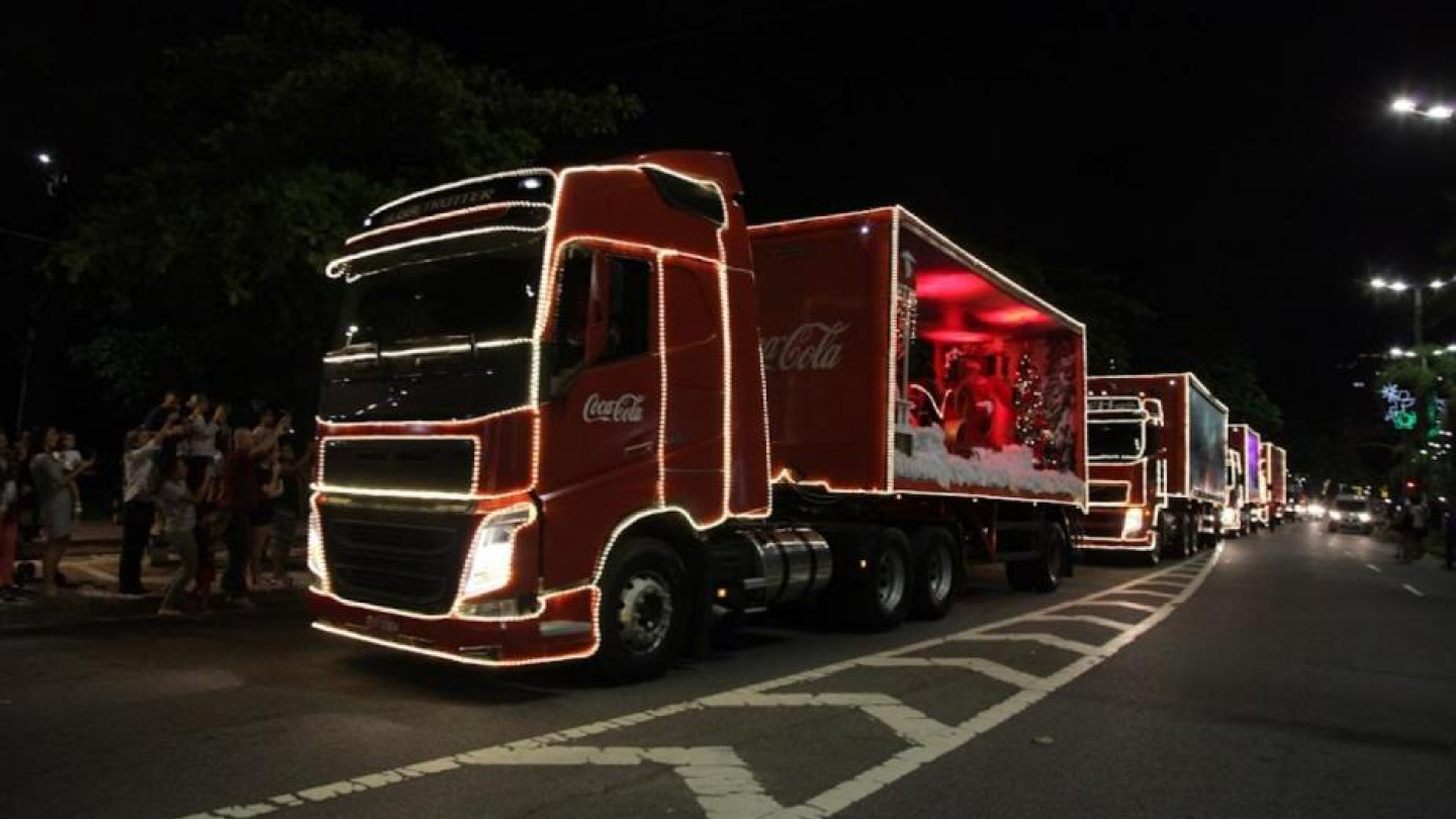 Caminhão da caravana da coca cola