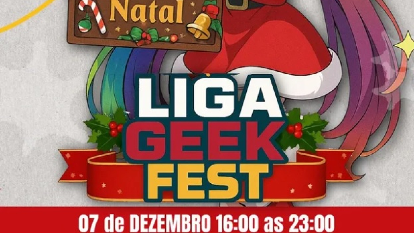 Um cartaz de evento com tema natalino apresenta uma personagem de anime com cabelo vermelho e orelhas de elfo, vestindo uma roupa de Mamãe Noel, segurando uma placa com a inscrição "Edição Bazar de Natal" para o "Liga Geek Fest" que acontecerá em 07 de dezembro