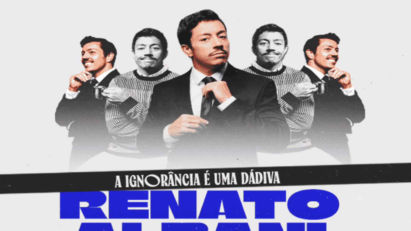 pôster de divulgação apresenta o comediante Renato Albani em primeiro plano vestindo um terno, repetido quatro vezes ao fundo, sob o título em azul vibrante "RENATO ALBANI" e a frase "A IGNORÂNCIA É UMA DÁDIVA"