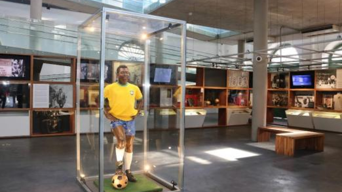 Estátua de cera de Pelé no Museu Pelé