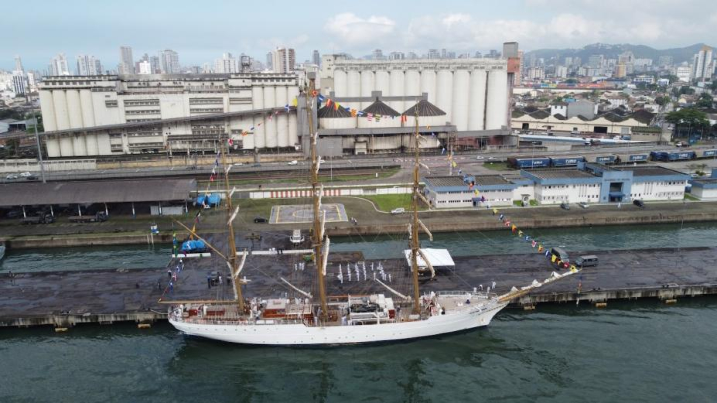 Veleiro Cisne Branco