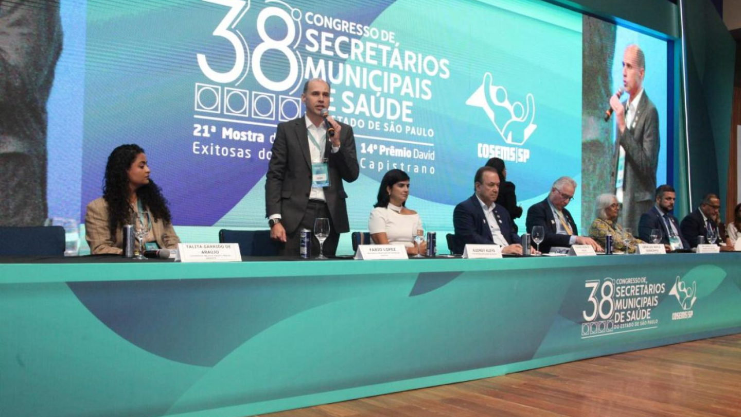 Palestrantes no congresso de saúde