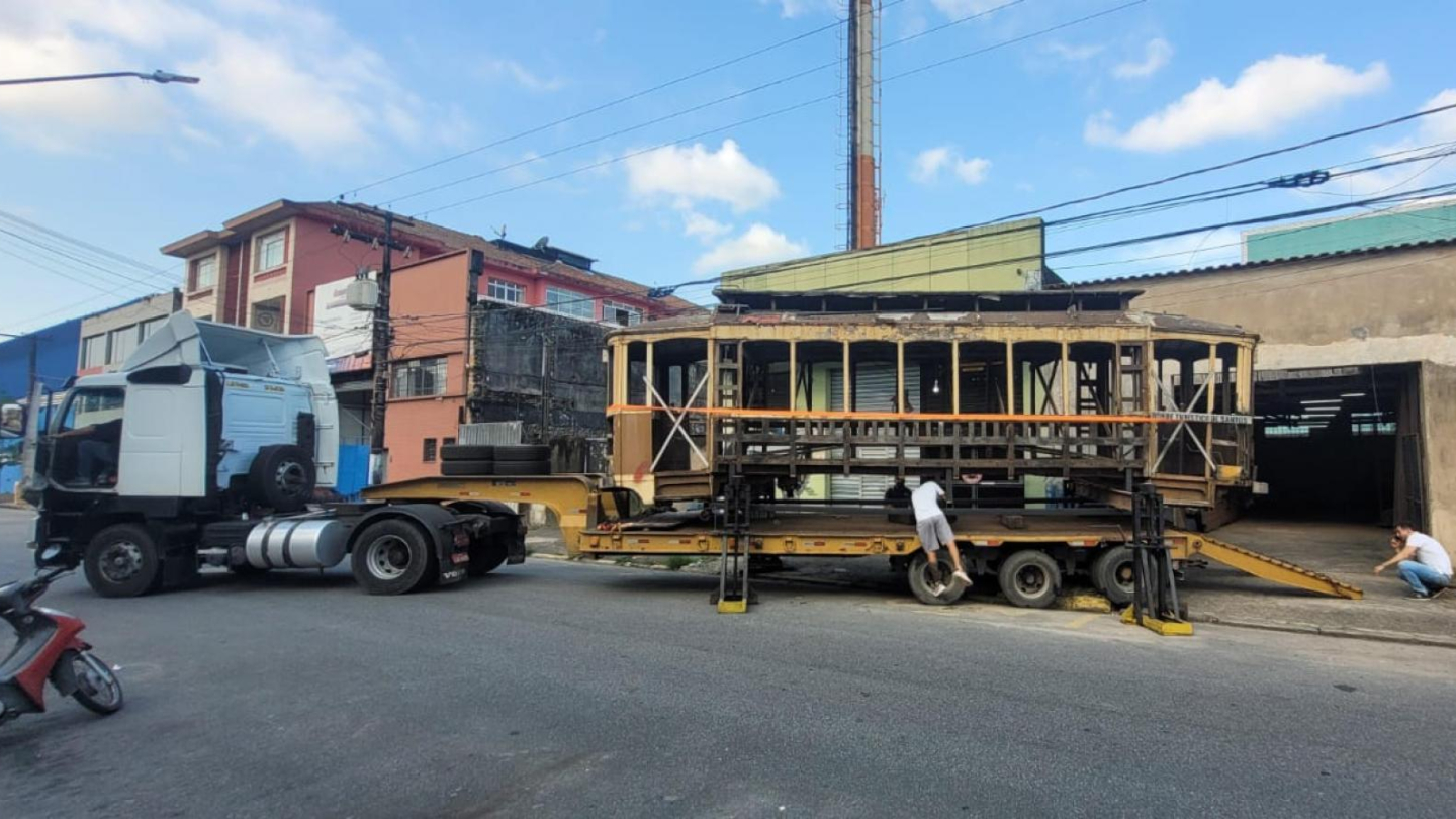 Carcaça do Bonde para restauro