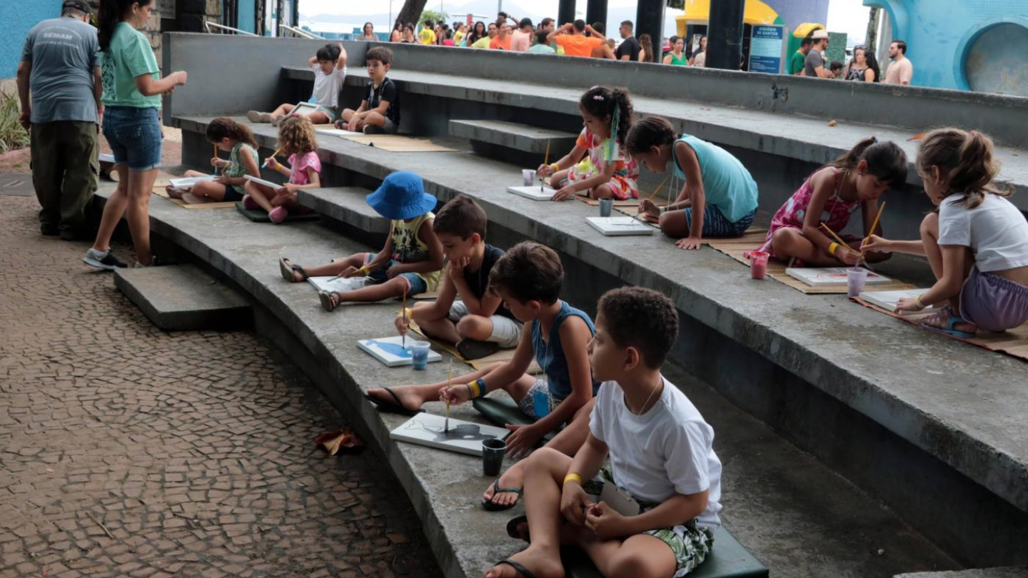 Crianças em atividade