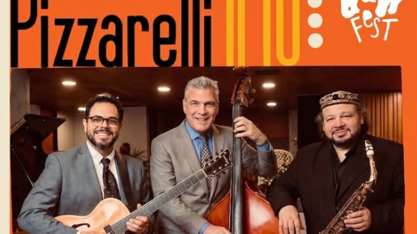 Cartaz de divulgação do show de Martin Pizzarelli Trio em celebração ao Dia Internacional e Municipal do Jazz, que ocorrerá no dia 30 de abril, às 19h, na Pinacoteca Benedicto Calixto