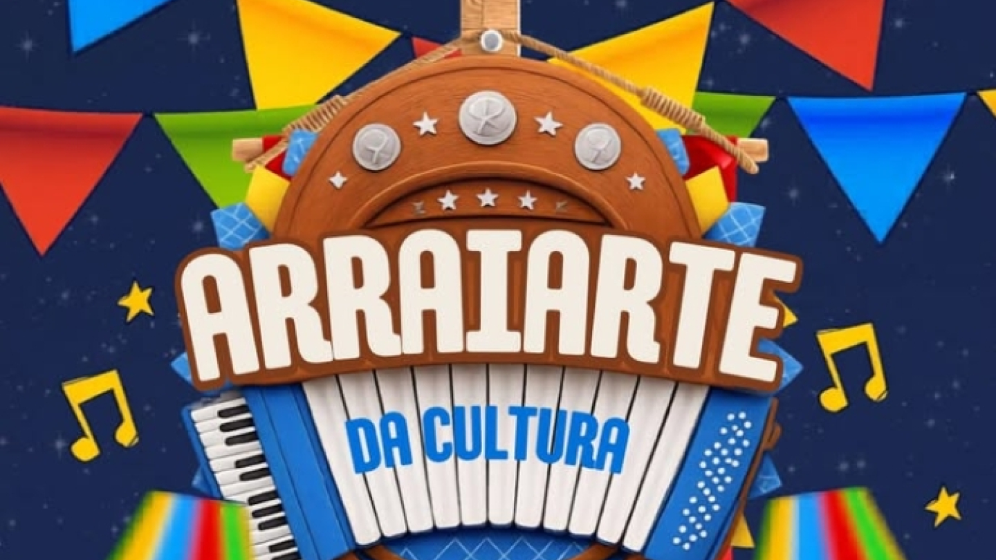 Cartaz promocional do evento "Arraiarte da Cultura", uma festa junina realizada no Teatro Municipal Braz Cubas. A arte utiliza elementos típicos dos festejos juninos, como bandeirinhas coloridas, balões decorativos, notas musicais e uma sanfona em destaque no centro da composição. O evento acontece entre os dias 12 e 14 de junho, a partir das 18 horas, e promete comidas típicas, atrações musicais, jogos e brincadeiras para toda a família.