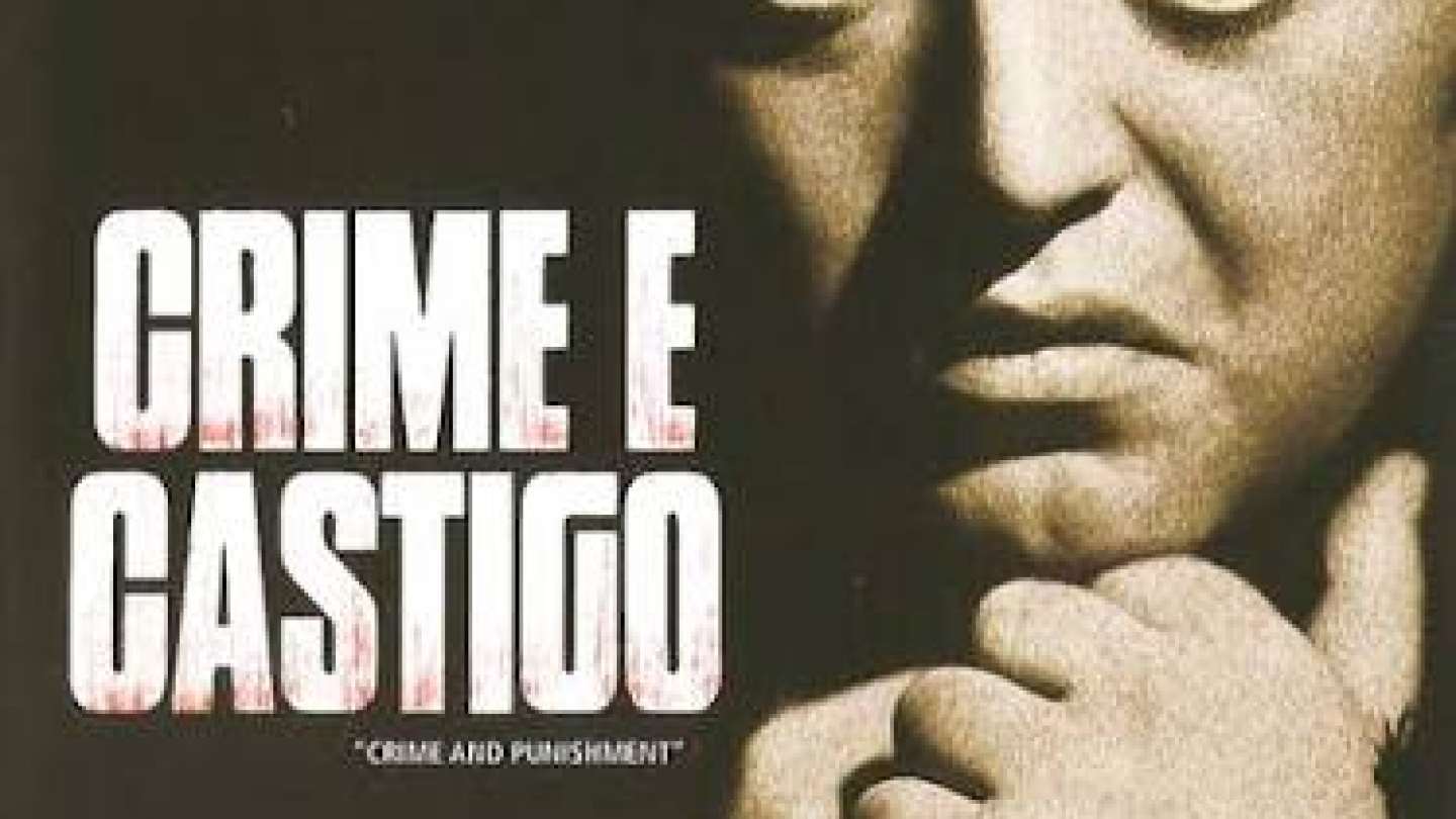 Cartaz do filme Crime e Castigo. Em tons de sépia, a imagem destaca o rosto de um homem com expressão séria e pensativa, apoiando o queixo sobre a mão. À esquerda aparecem o título do filme em letras grandes e os créditos, informando que a obra é adaptada do romance de Fiódor Dostoiévski e estrelada por Peter Lorre.